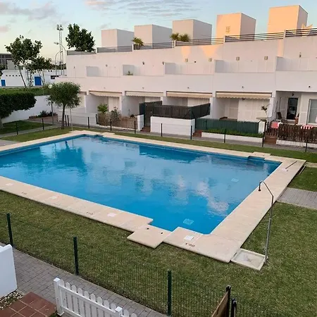 Adosado Nuevo Piscina Terraza Conil コニル・デ・ラ・フロンテラ