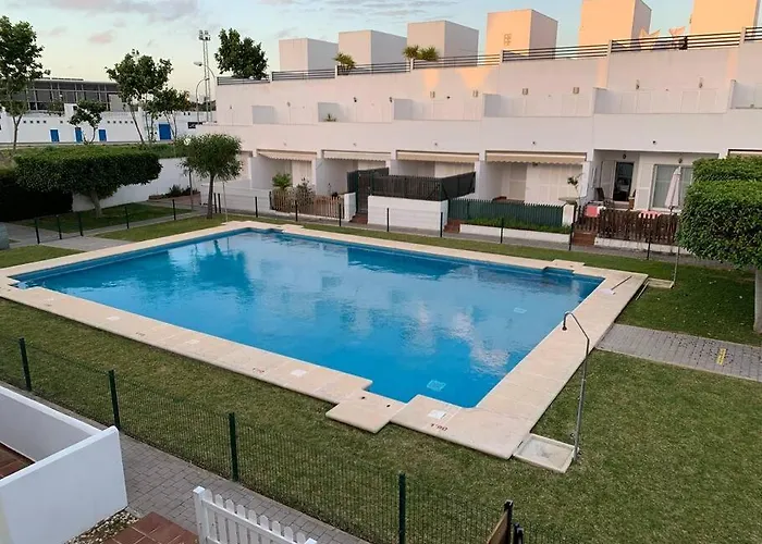 Adosado Nuevo Piscina Terraza Conil コニル・デ・ラ・フロンテラ