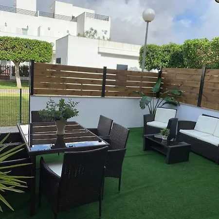 Adosado Nuevo Piscina Terraza Conil Апартаменти *
